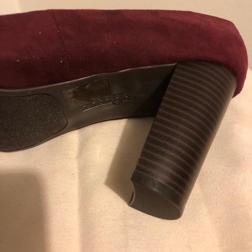 Brand new Fergalicious Suede pumps - Picture 4 of 4